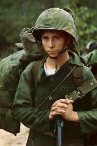 Amerikalıların Vietnam Savaşı Sırasında Askere Alınmaktan Kaçınmasının 7 Yolu